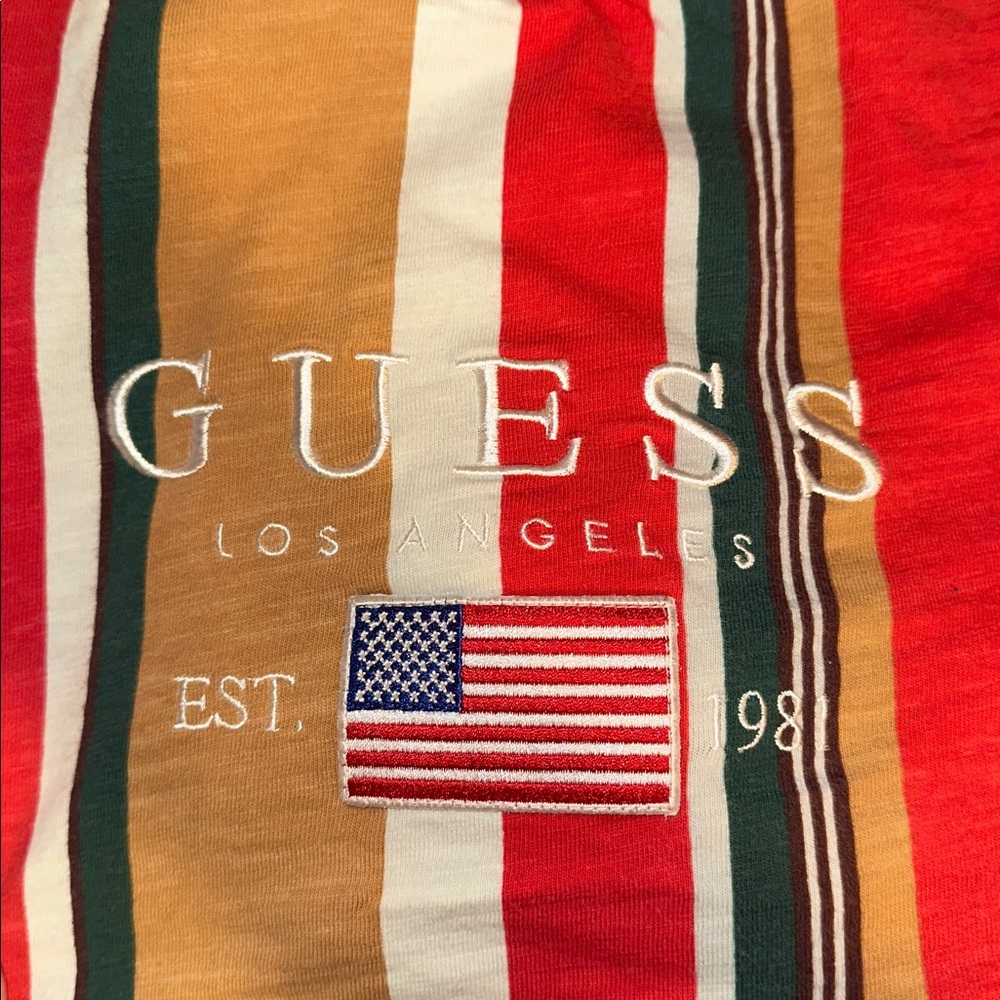 GUESS Vintage 90s-Style Multicolor Striped T-Shirt Size Men’s Medium - Picture 5 of 5